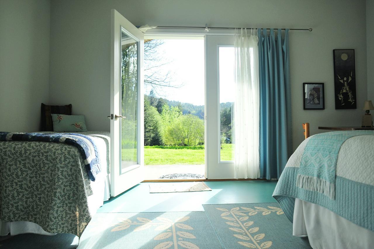 Lucky Mud Inn And Disc Golf Resort Skamokawa Bagian luar foto